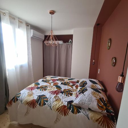 Appartamento Le Nid Du Bosquet Issoire Esterno foto